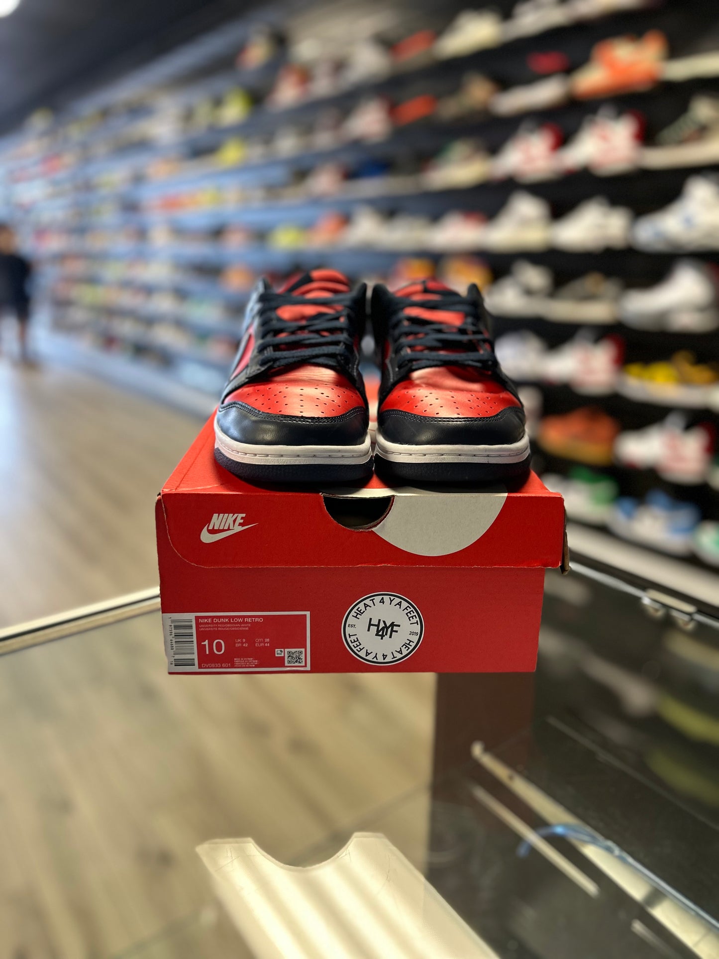 NIKE DUNK LOW 'RED OBSIDIAN' (USED)