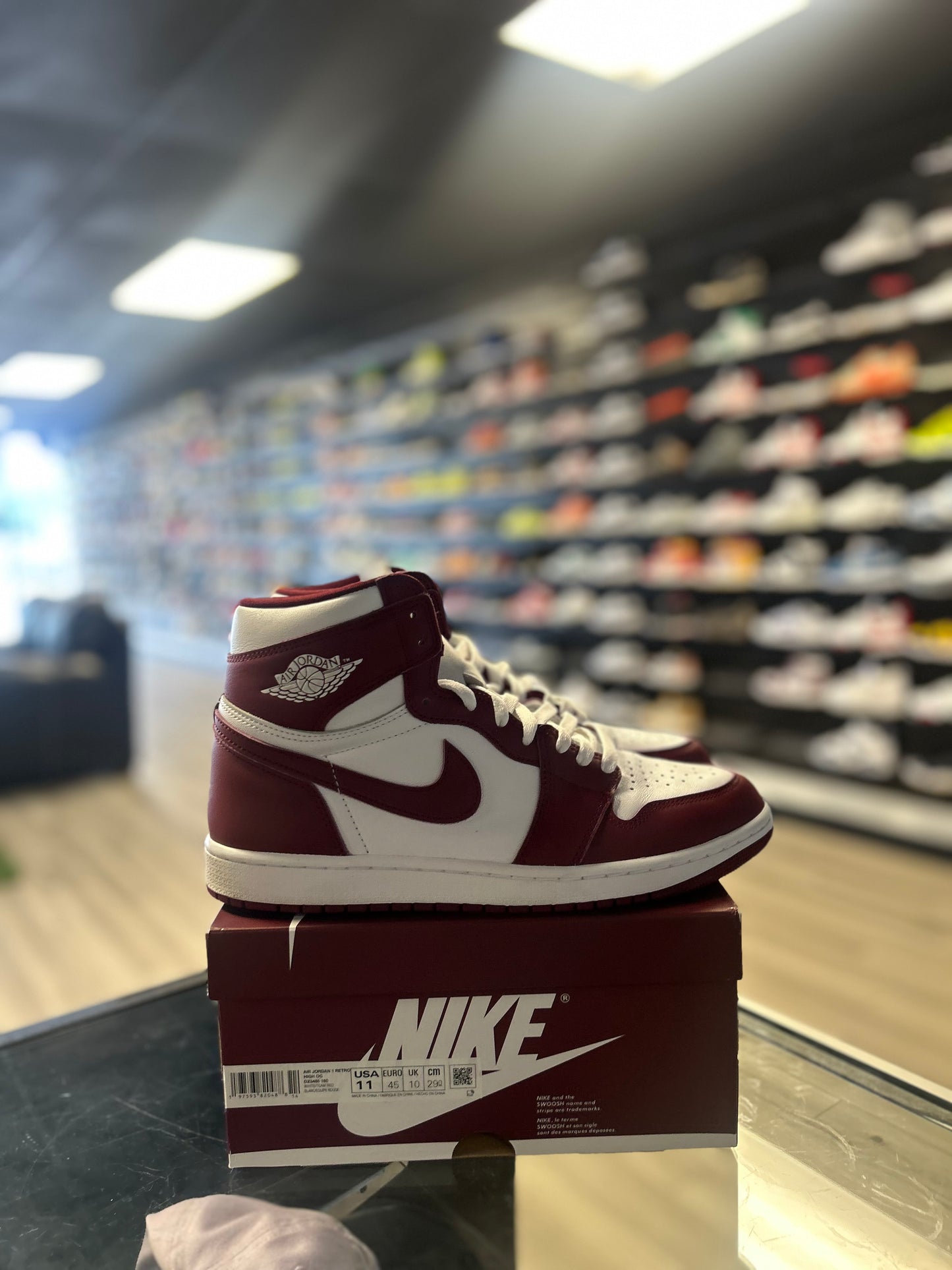 JORDAN 1 'ARTISANAL TEAM RED' (USED)