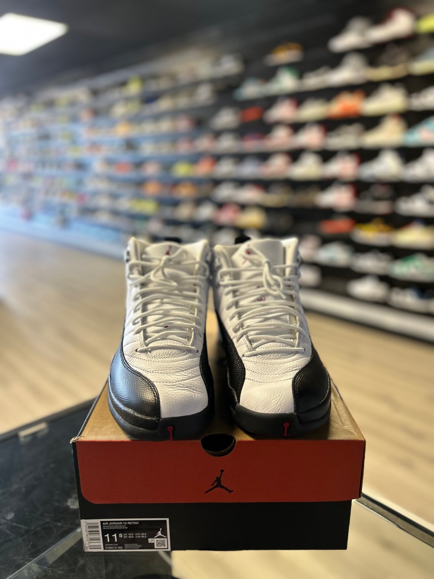 JORDAN 12 'TAXI FLIP' (USED)