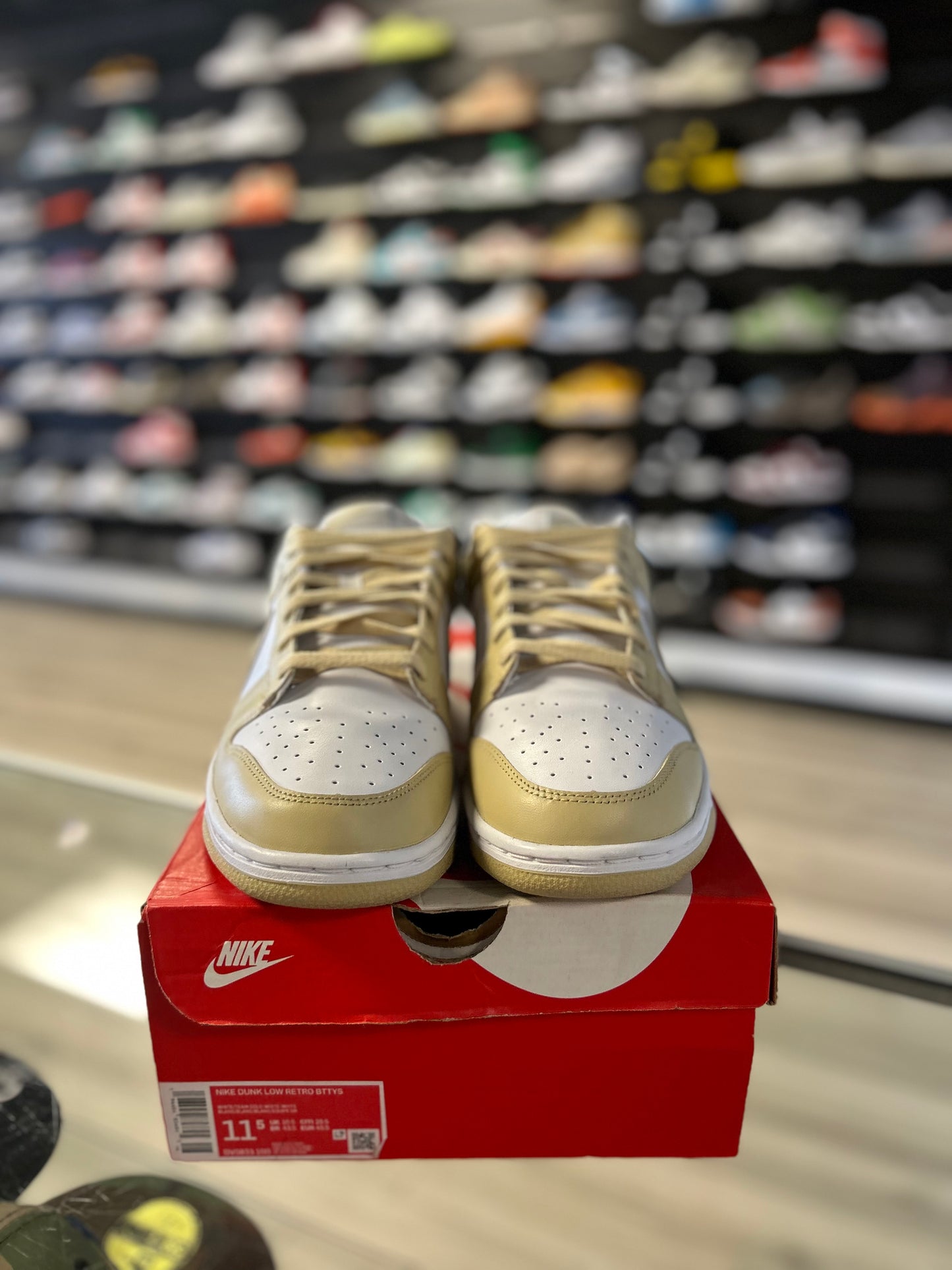 MIKE DUNK LOW 'TEAM GOLD' (USED)