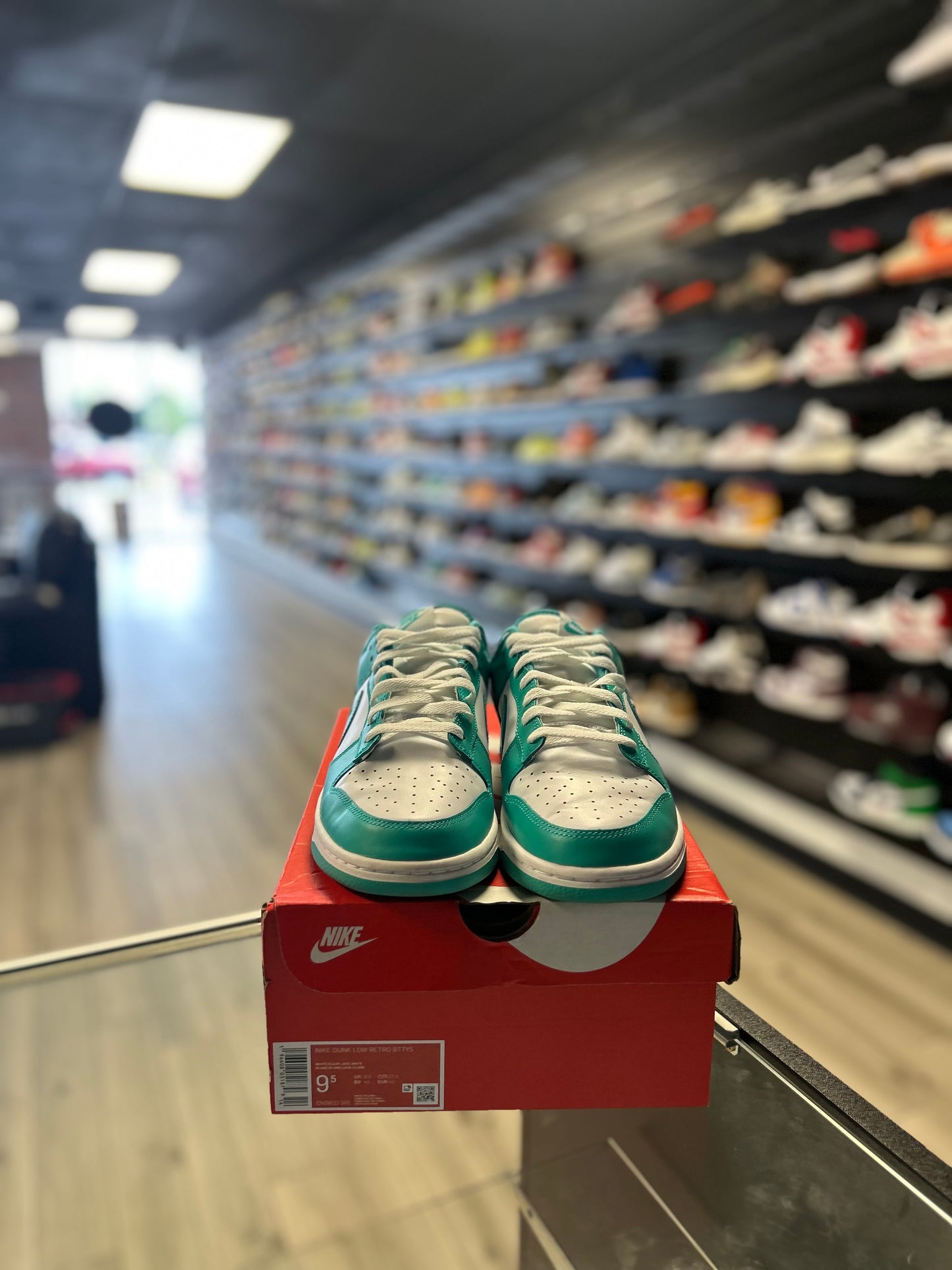 NIKE DUNK LOW 'CLEAR JADE' (USED)