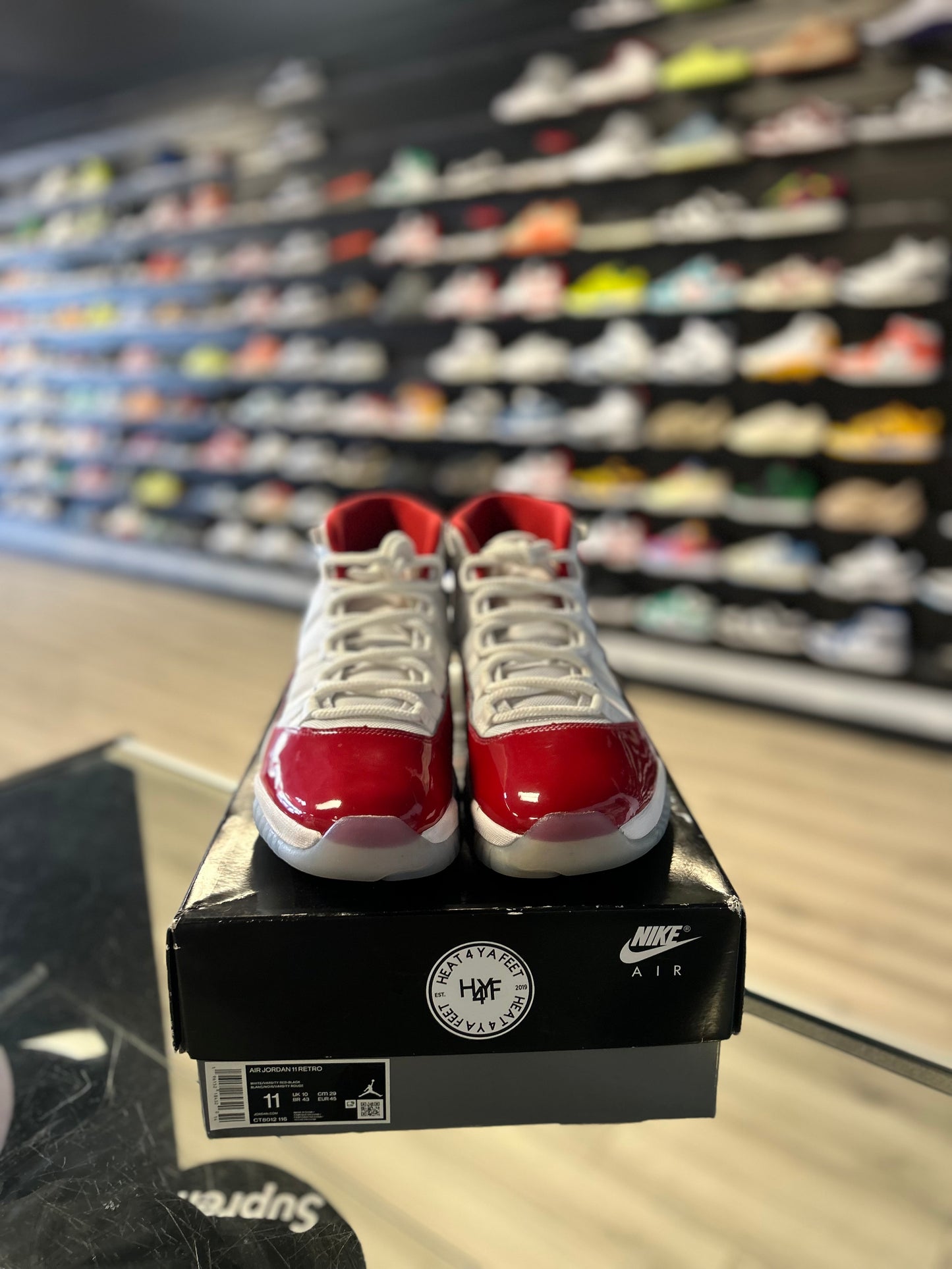 JORDAN 11 'CHERRY' (USED)