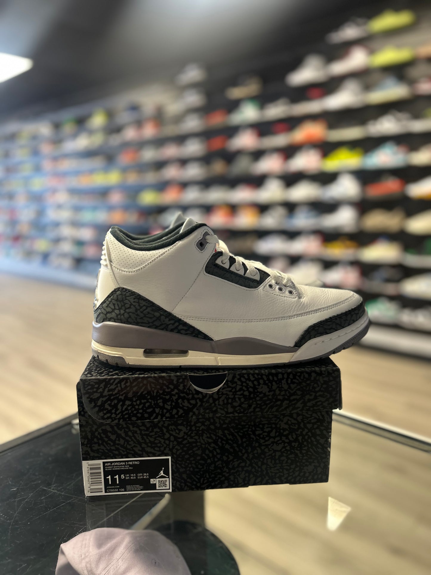 JORDAN 3 'GREY CEMENT' (USED)