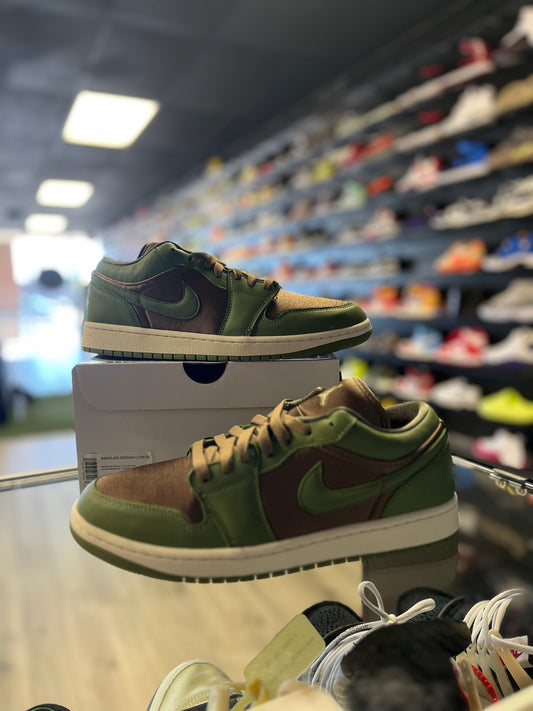 JORDAN 1 LOW 'BROWN KELP LIGHT OLIVE'