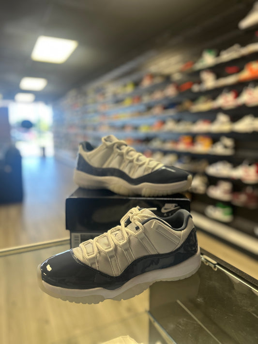 JORDAN 11 LOW 'DIFFUSED BLUE'