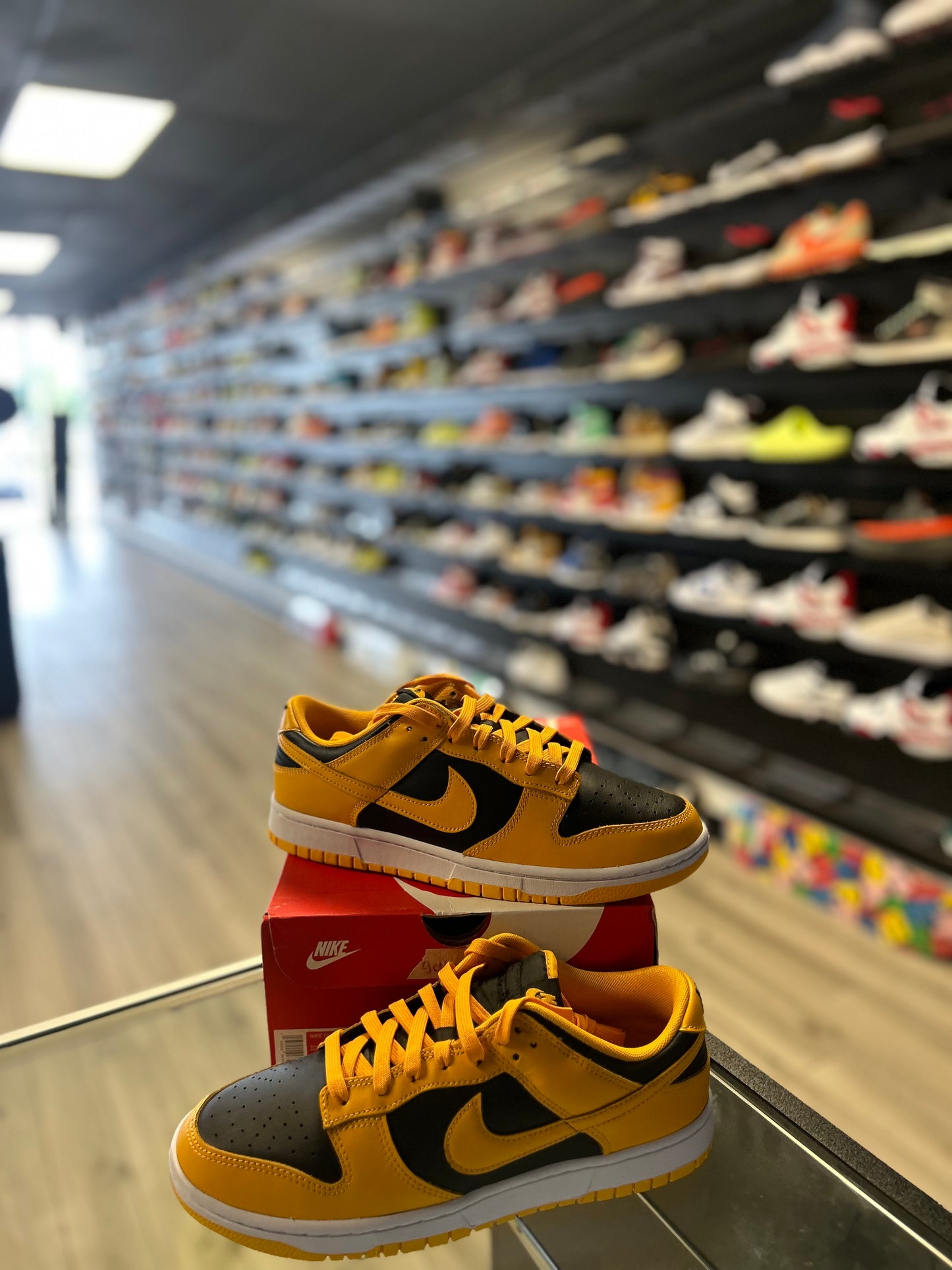 NIKE DUNK LOW 'GOLDENROD'