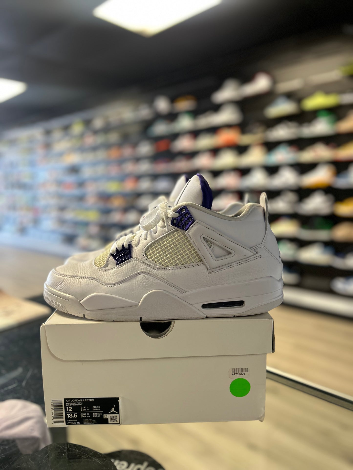 JORDAN 4 'METALLIC PURPLE' (USED)