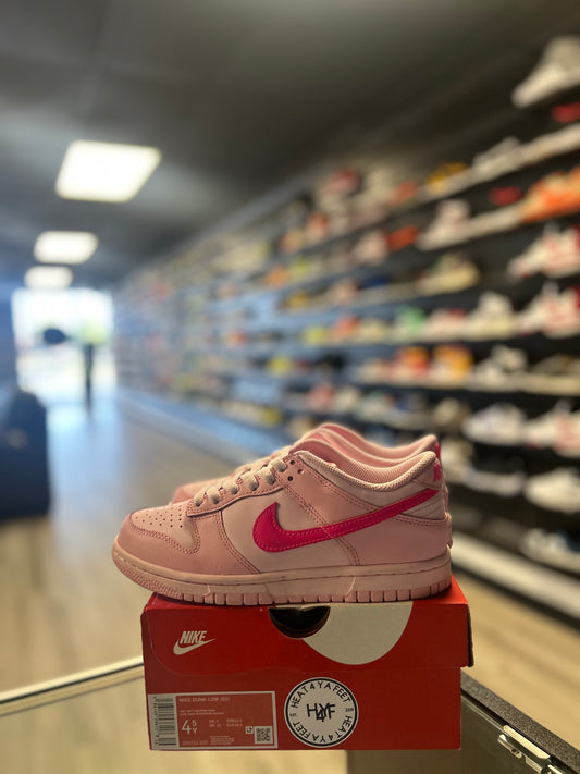 NIKE DUNK LOW 'TRIPLE PINK' (USED) (M)