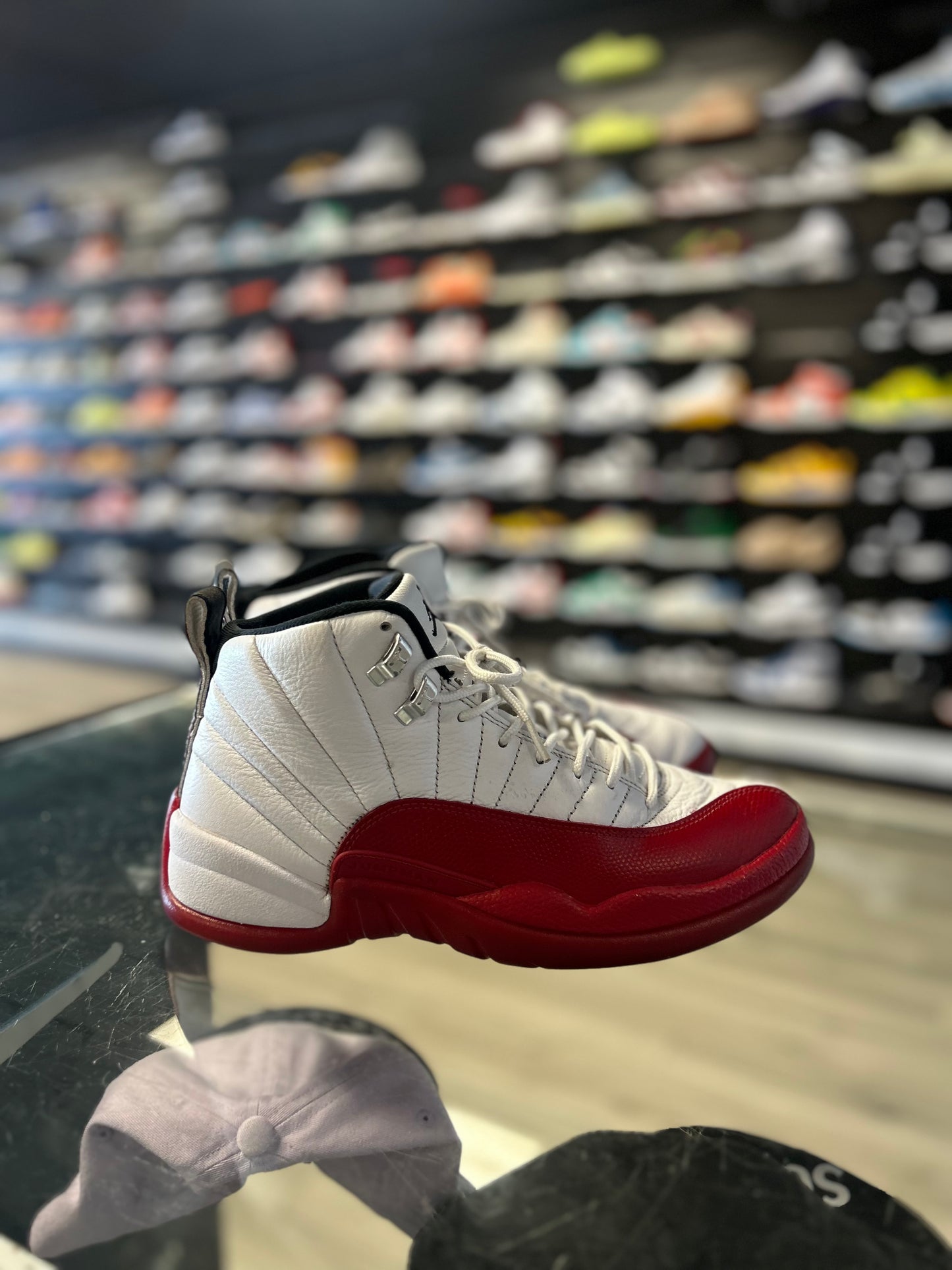 JORDAN 12 'CHERRY' (USED)