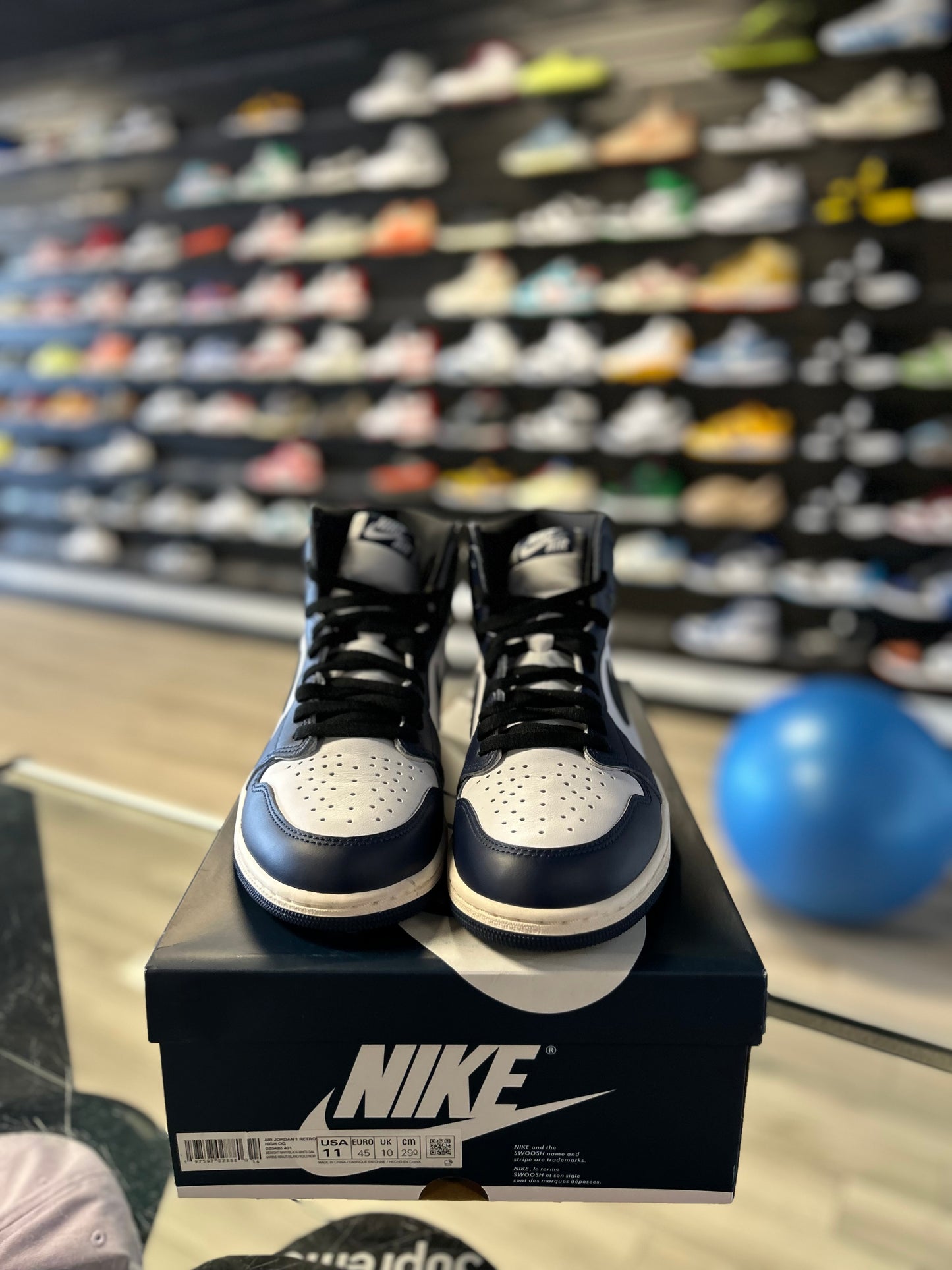 JORDAN 1 HIGH OG 'MIDNIGHT NAVY' (USED)