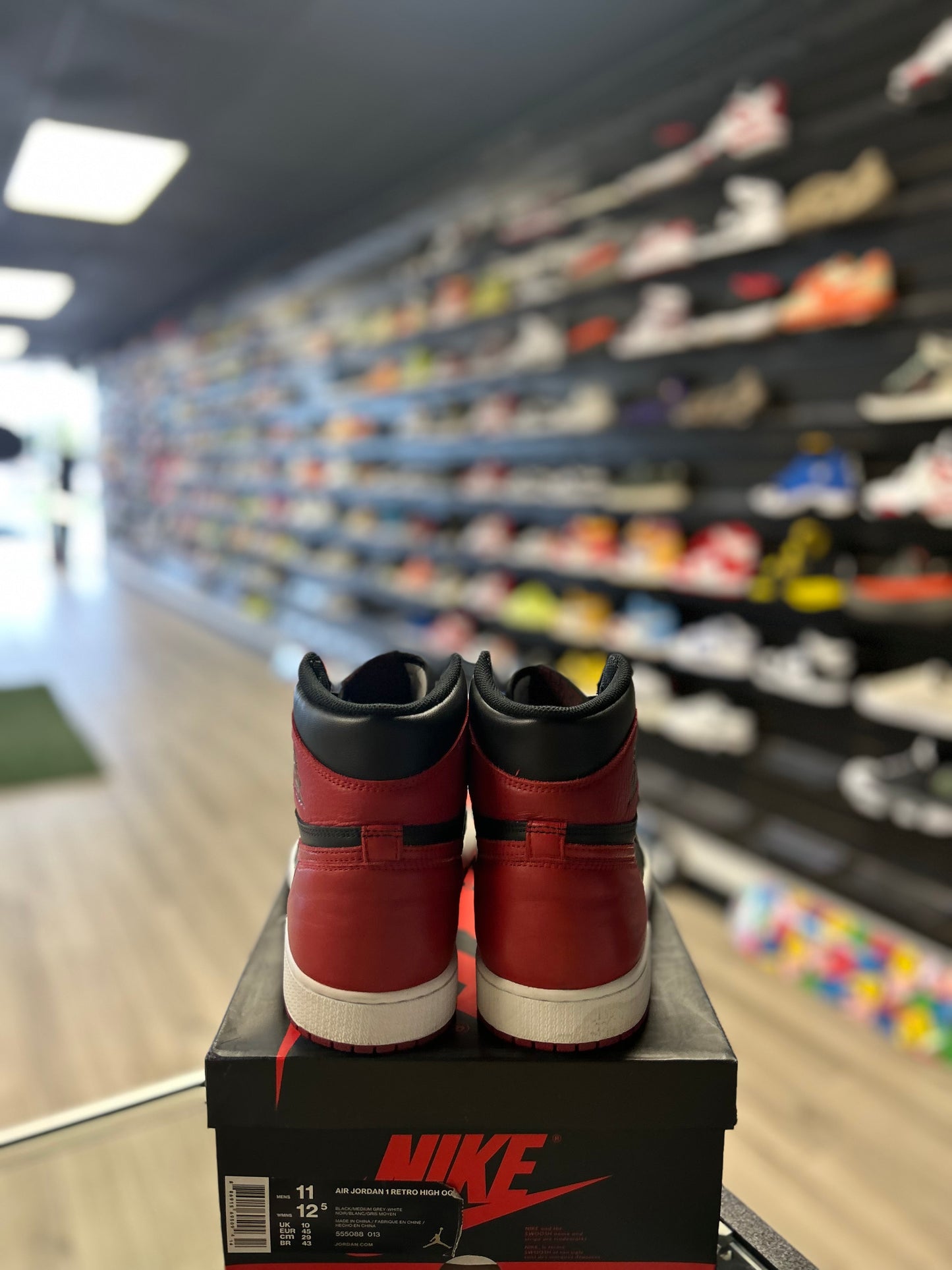 JORDAN 1 'BANNED' (USED) (P)