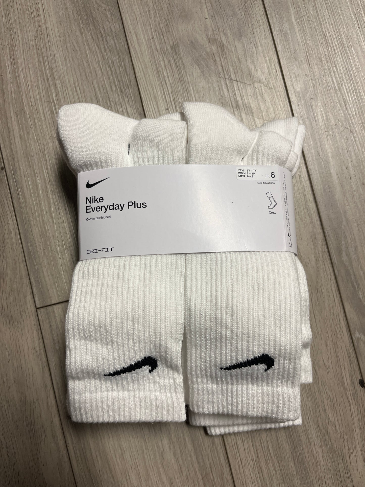 NIKE DRI-FIT SOCKS