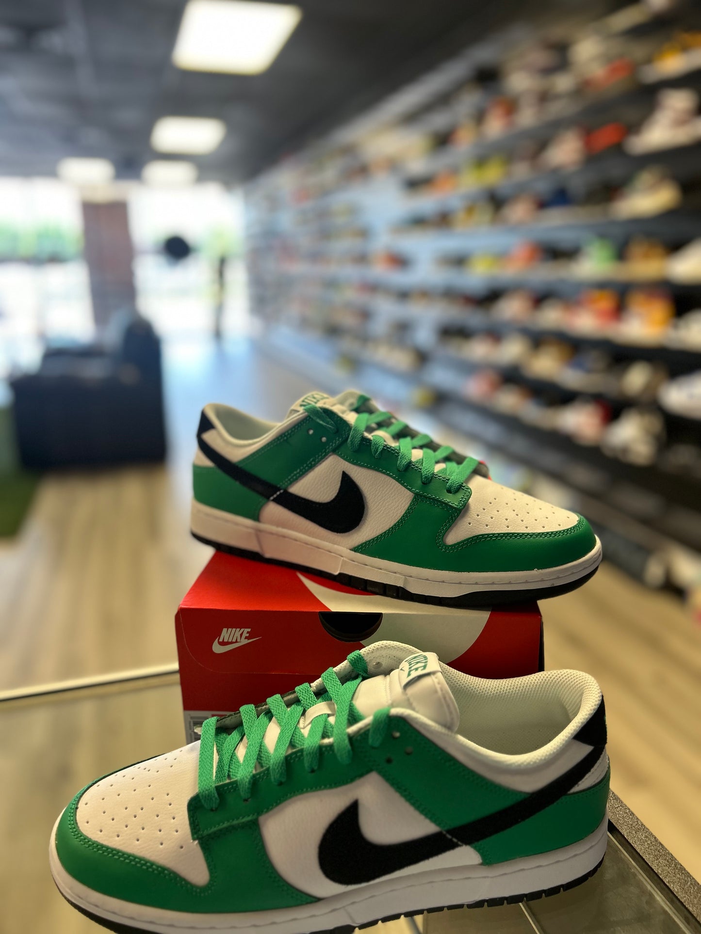 NIKE DUNK LOW 'CELTICS'