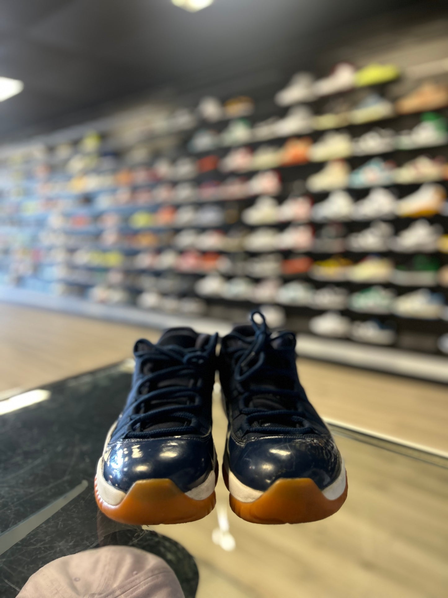 JORDAN 11 LOW 'MIDNIGHT NAVY' (USED)