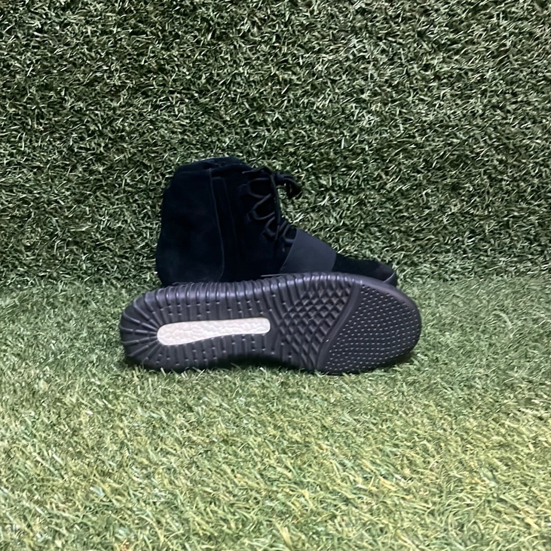 YEEZY 750 'TRIPLE BLACK' (USED) (P)