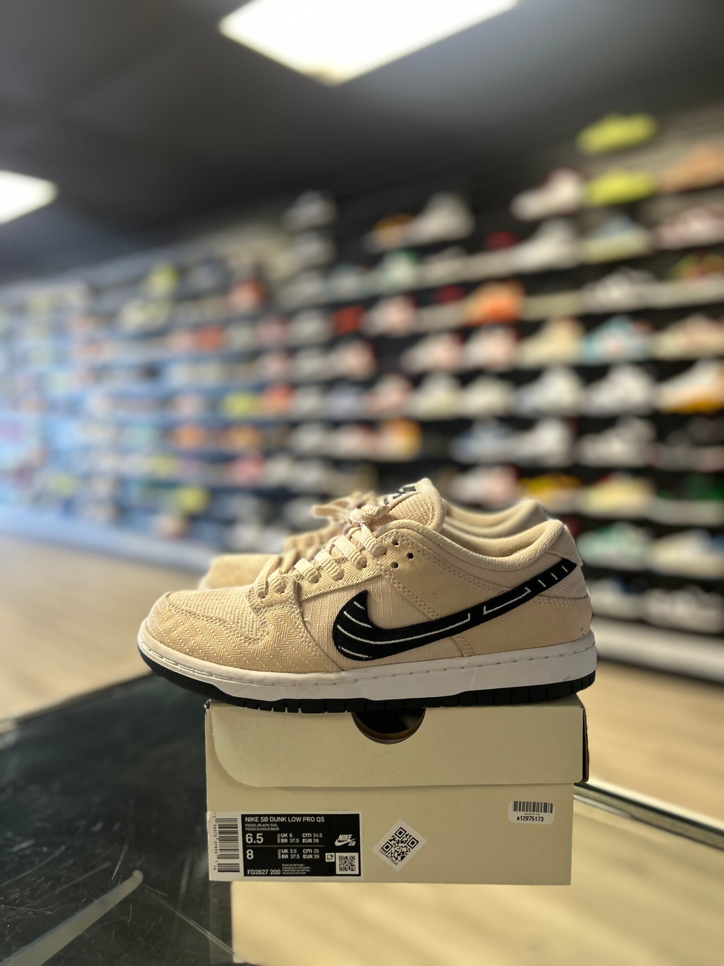 NIKE SB DUNK LOW 'ALBINO & PETRO' (USED)