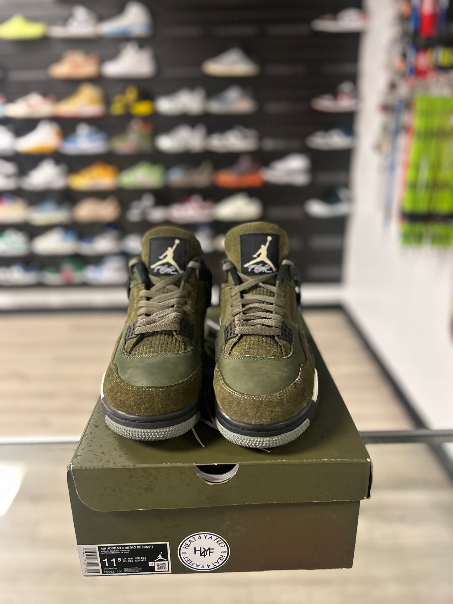 JORDAN 4 'OLIVE' (USED)