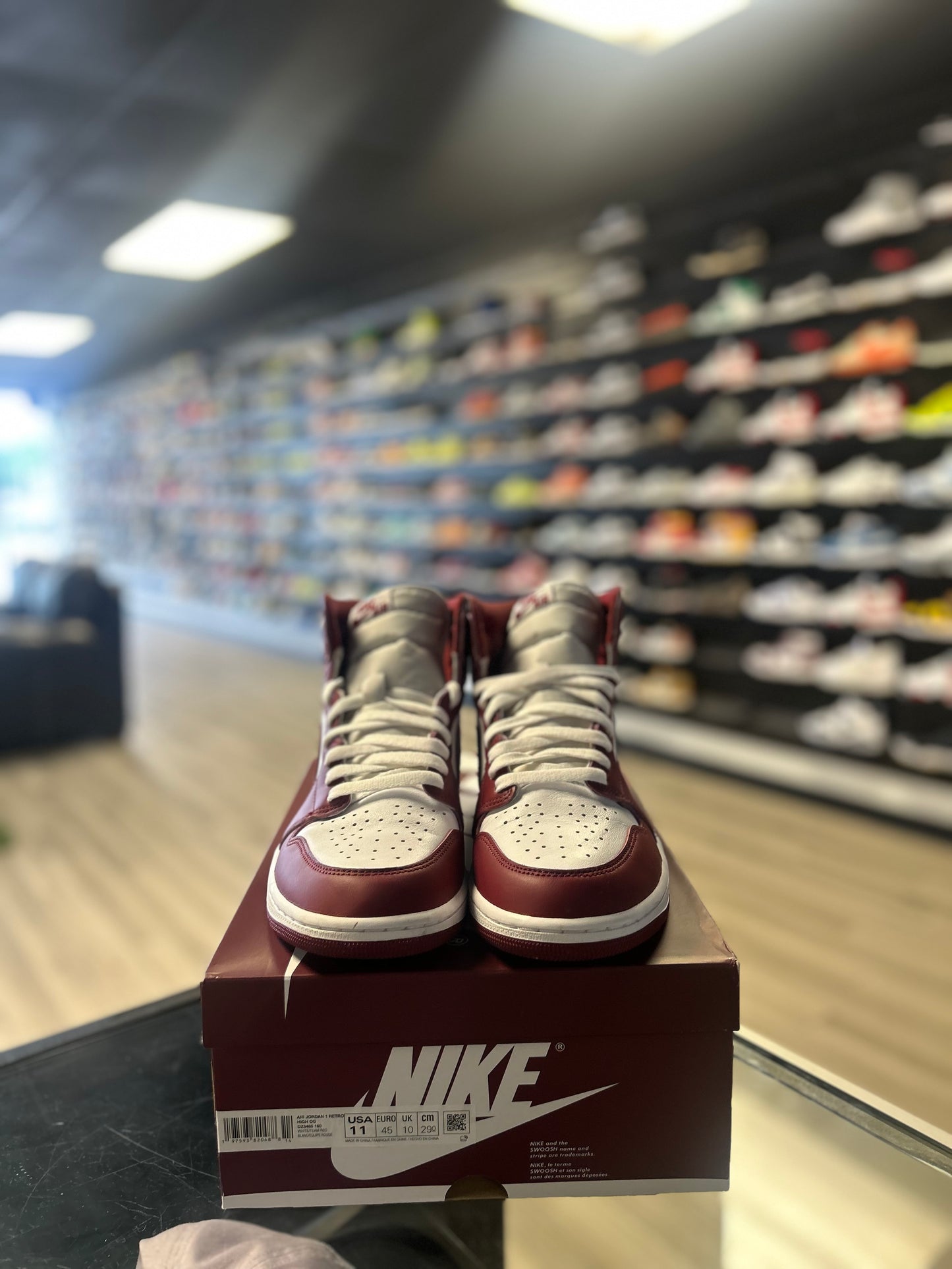 JORDAN 1 'ARTISANAL TEAM RED' (USED)