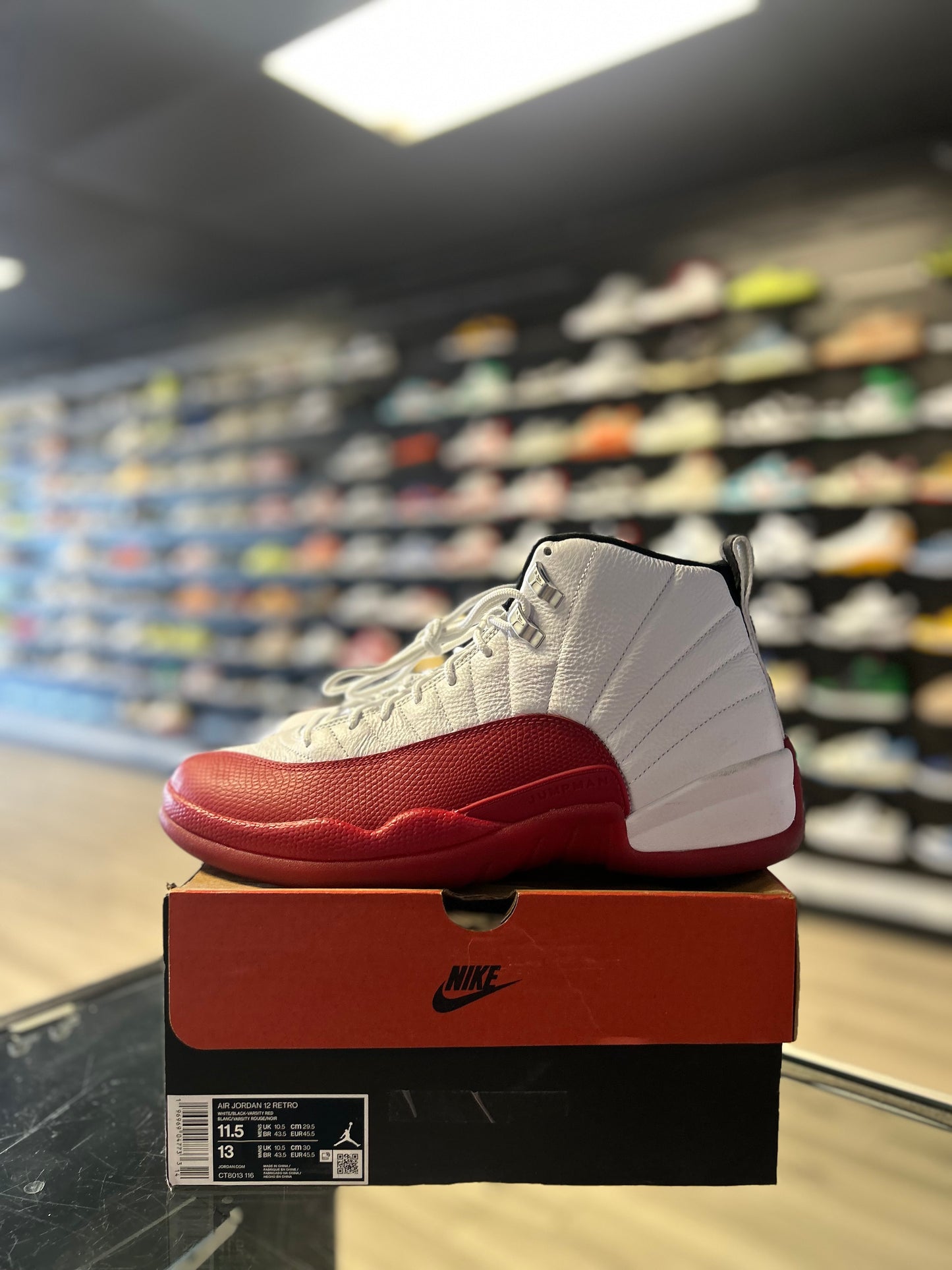 JORDAN 12 'CHERRY' (USED)