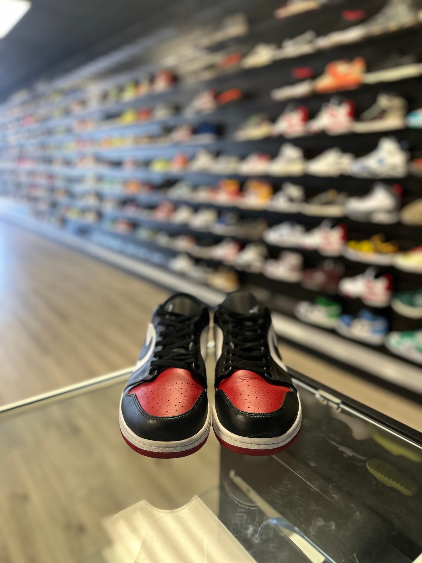 JORDAN 1 LOW 'BRED TOE' (USED) (LF)