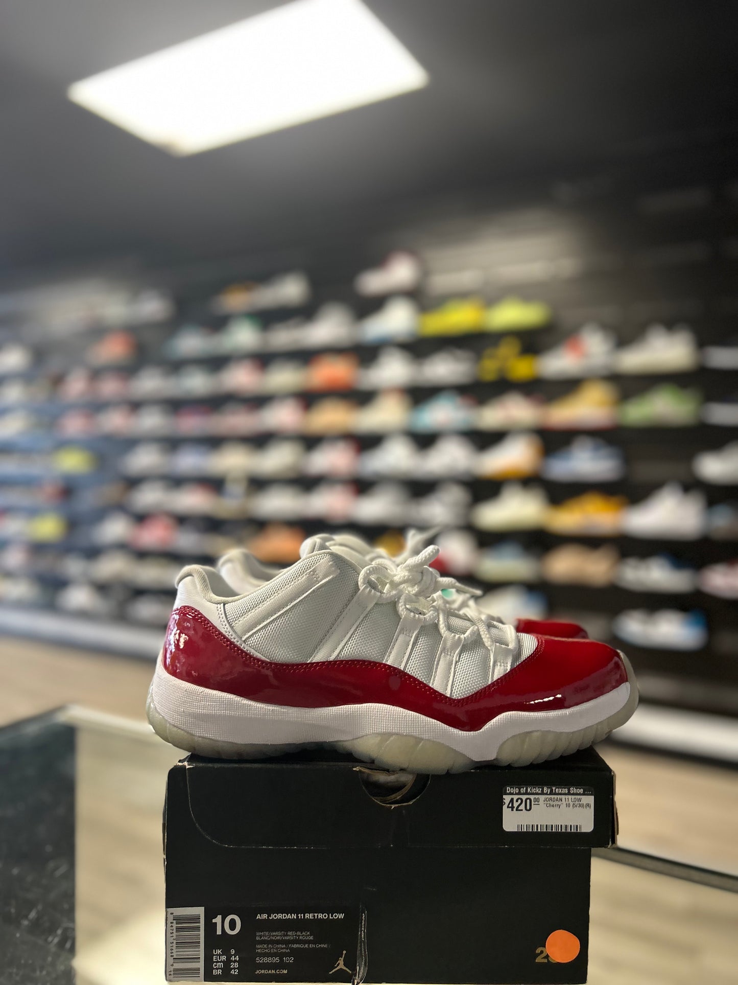 JORDAN 11 LOW 'CHERRY' (USED)