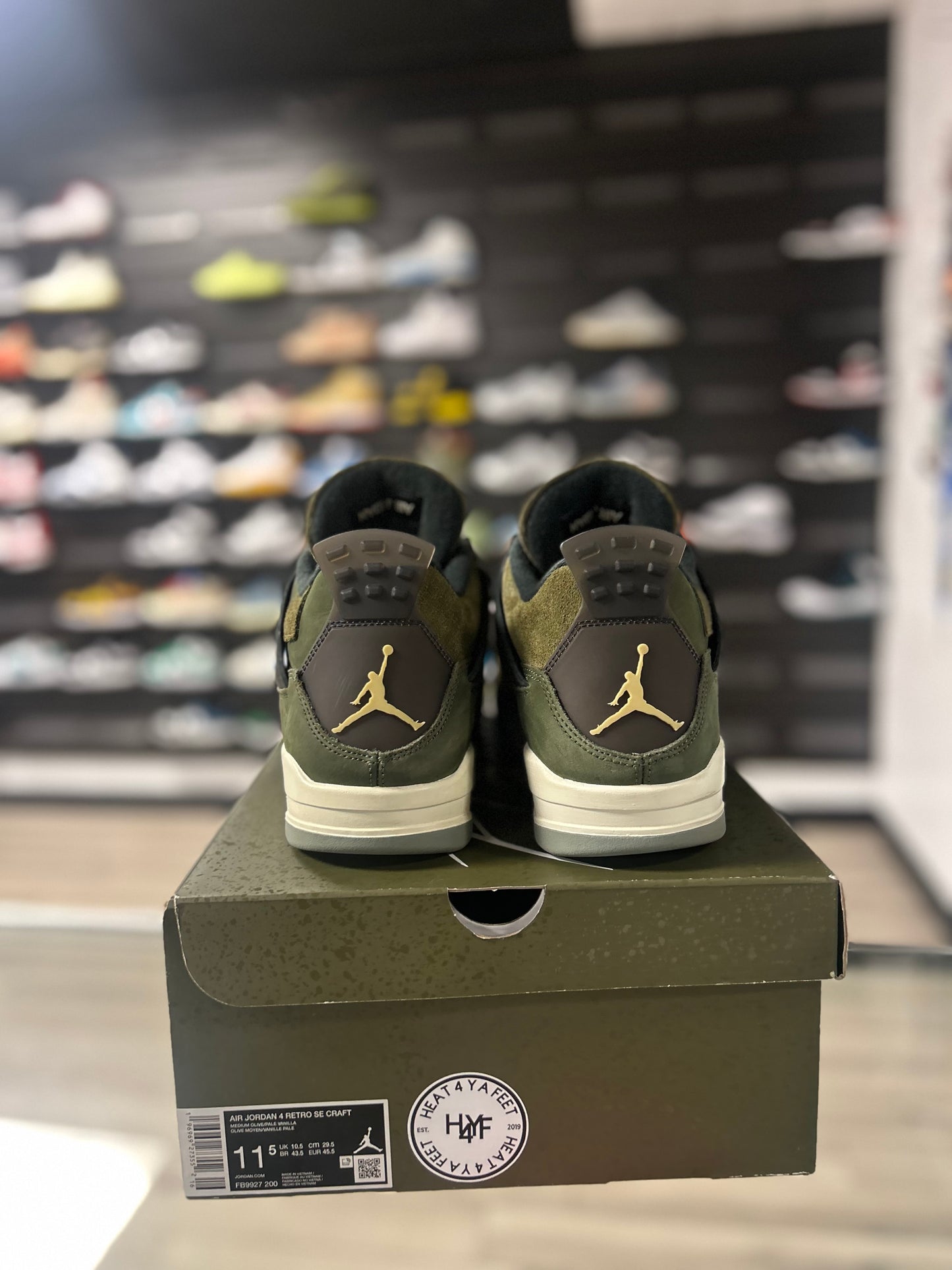 JORDAN 4 'OLIVE' (USED)