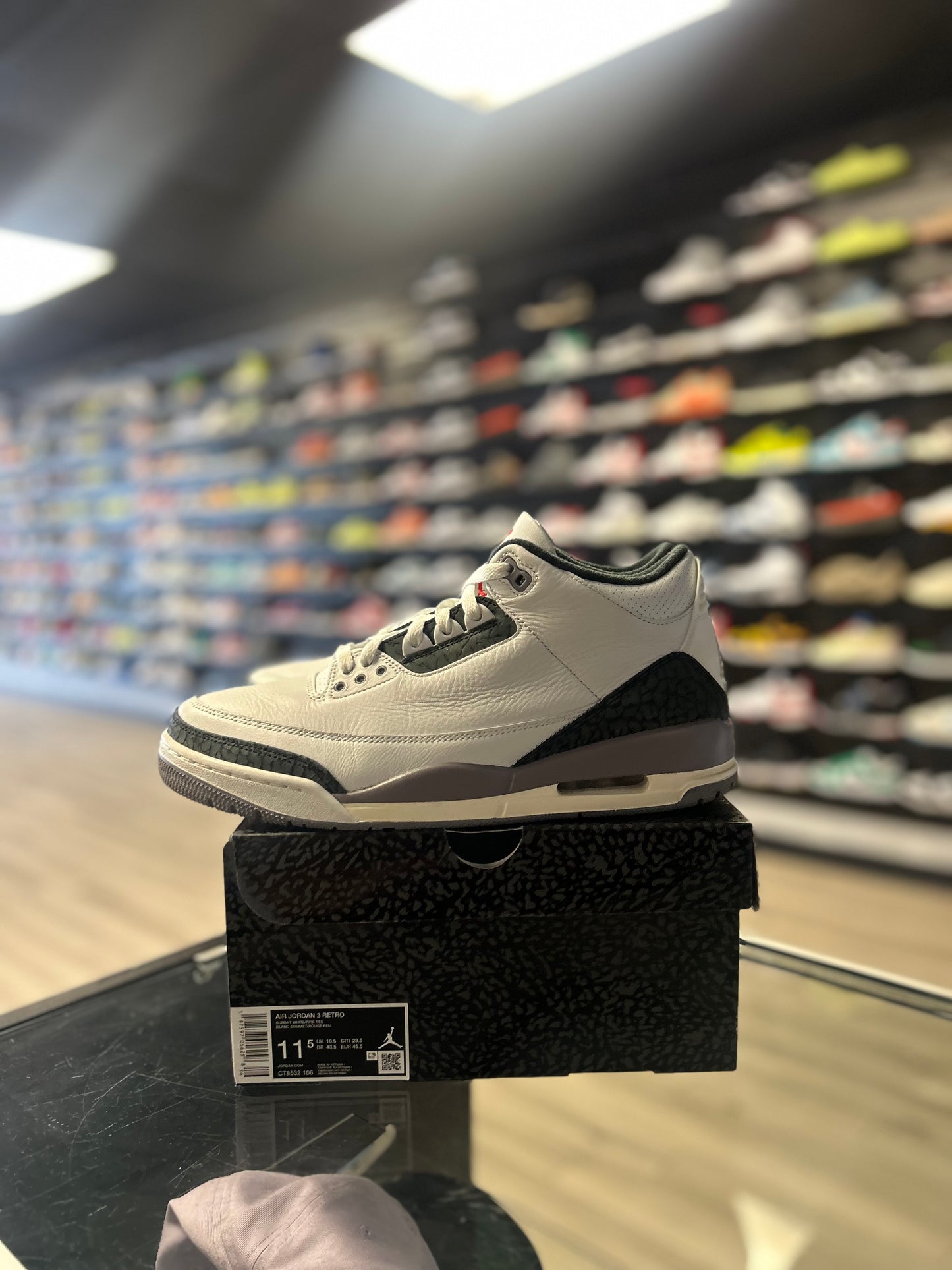 JORDAN 3 'GREY CEMENT' (USED)