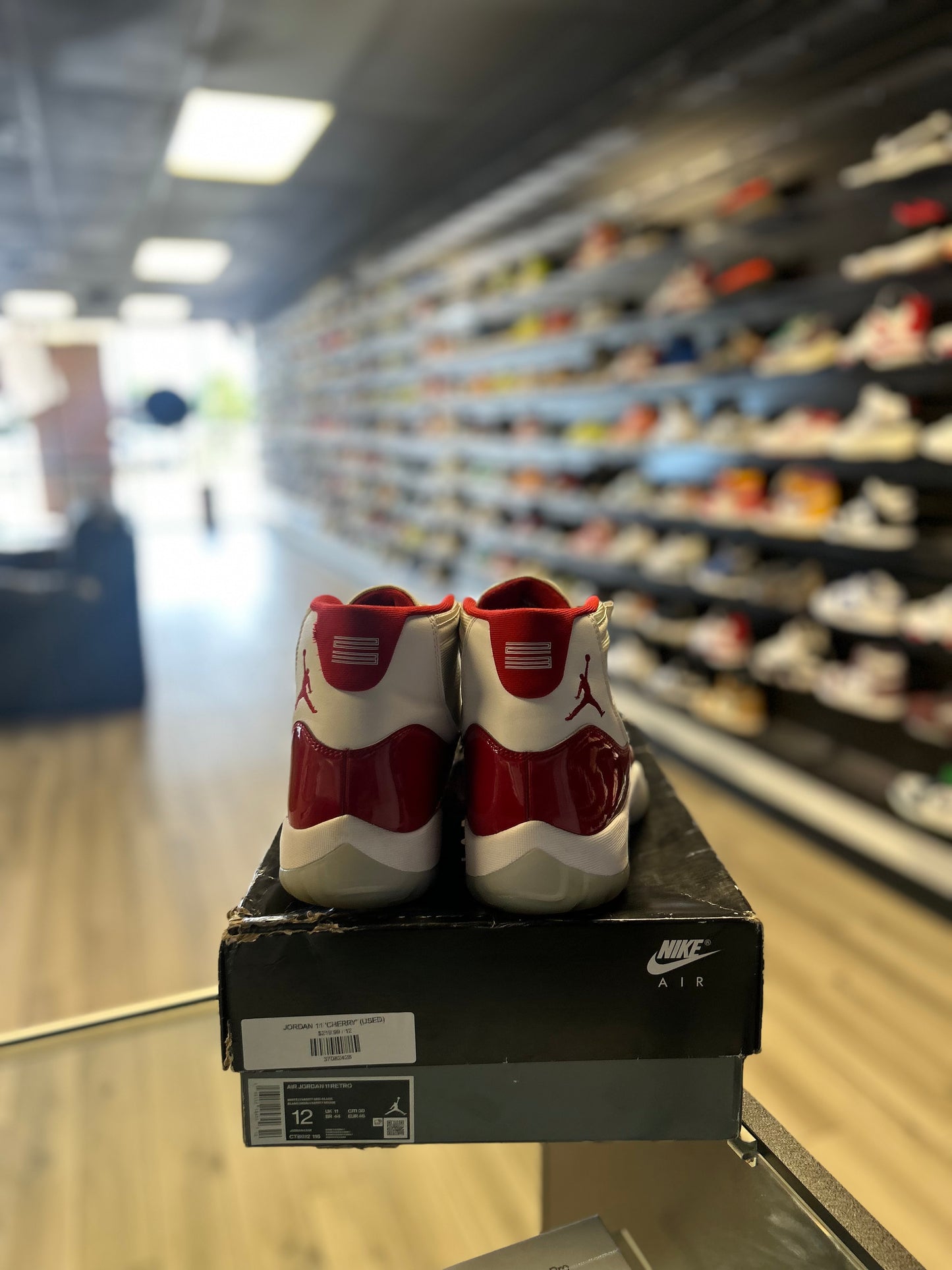 JORDAN 11 'CHERRY' (USED)