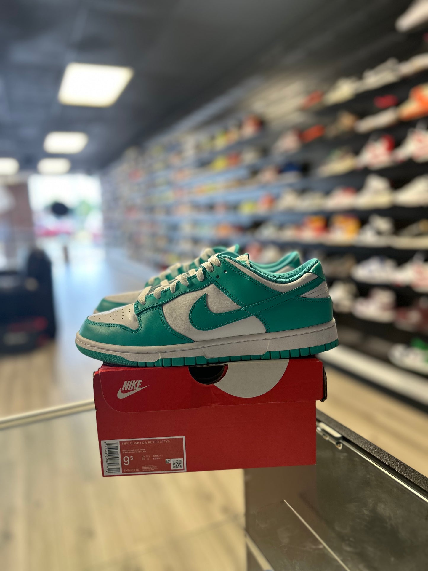 NIKE DUNK LOW 'CLEAR JADE' (USED)