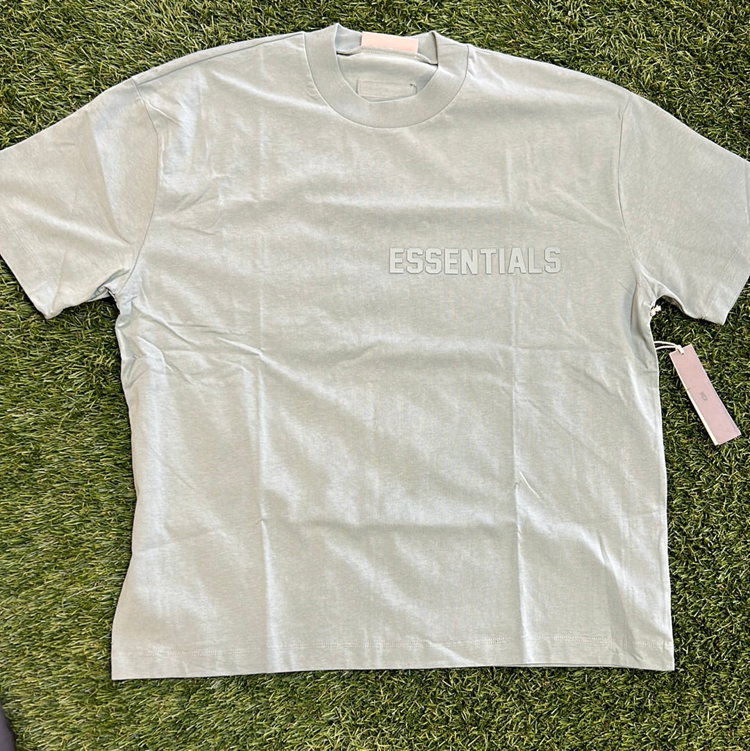 ESSENTIALS T-SHIRTS