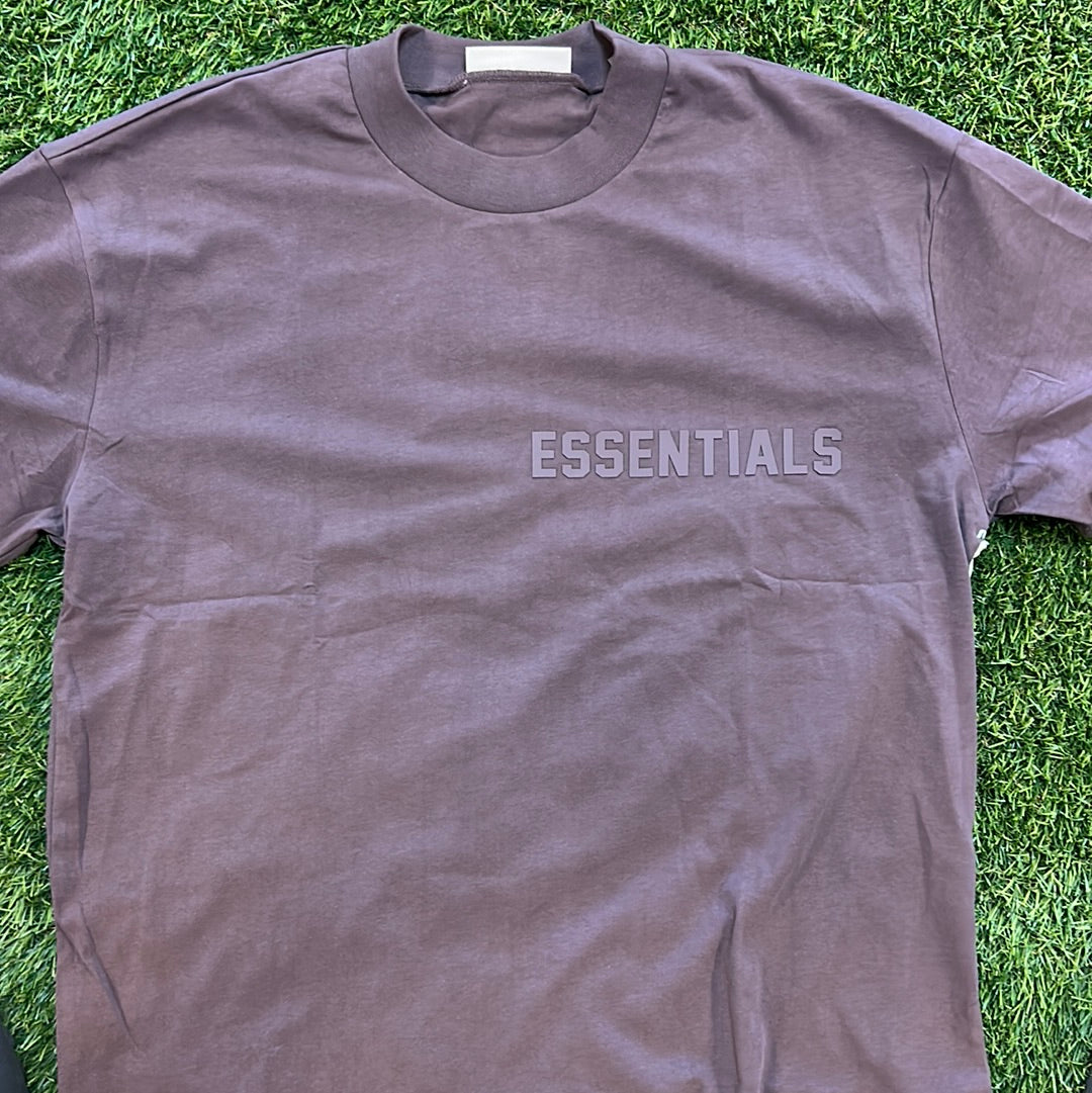 ESSENTIALS T-SHIRTS