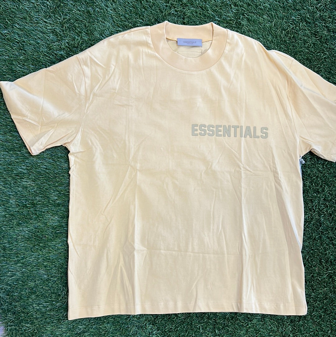 ESSENTIALS T-SHIRTS