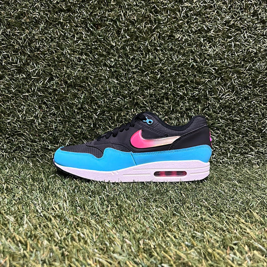 NIKE AM 1 'FUSCHIA SWOOSH'