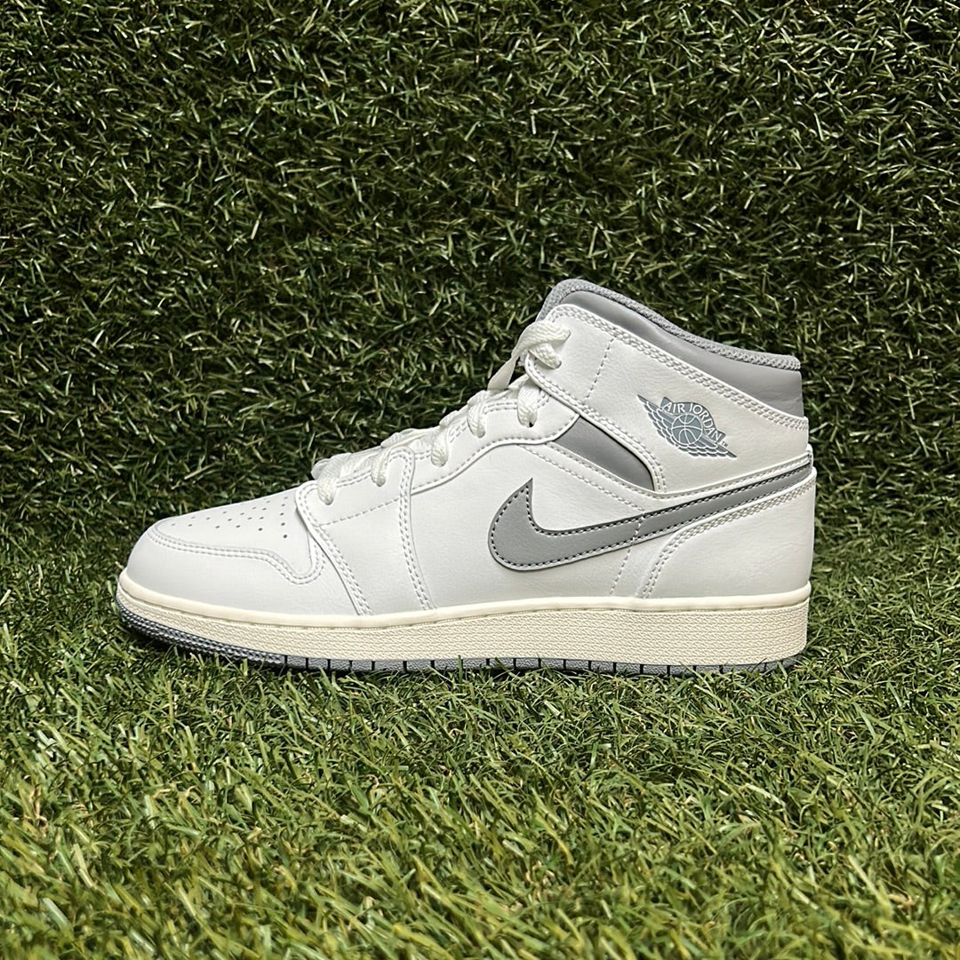 JORDAN 1 MID 'NEUTRAL GREY'