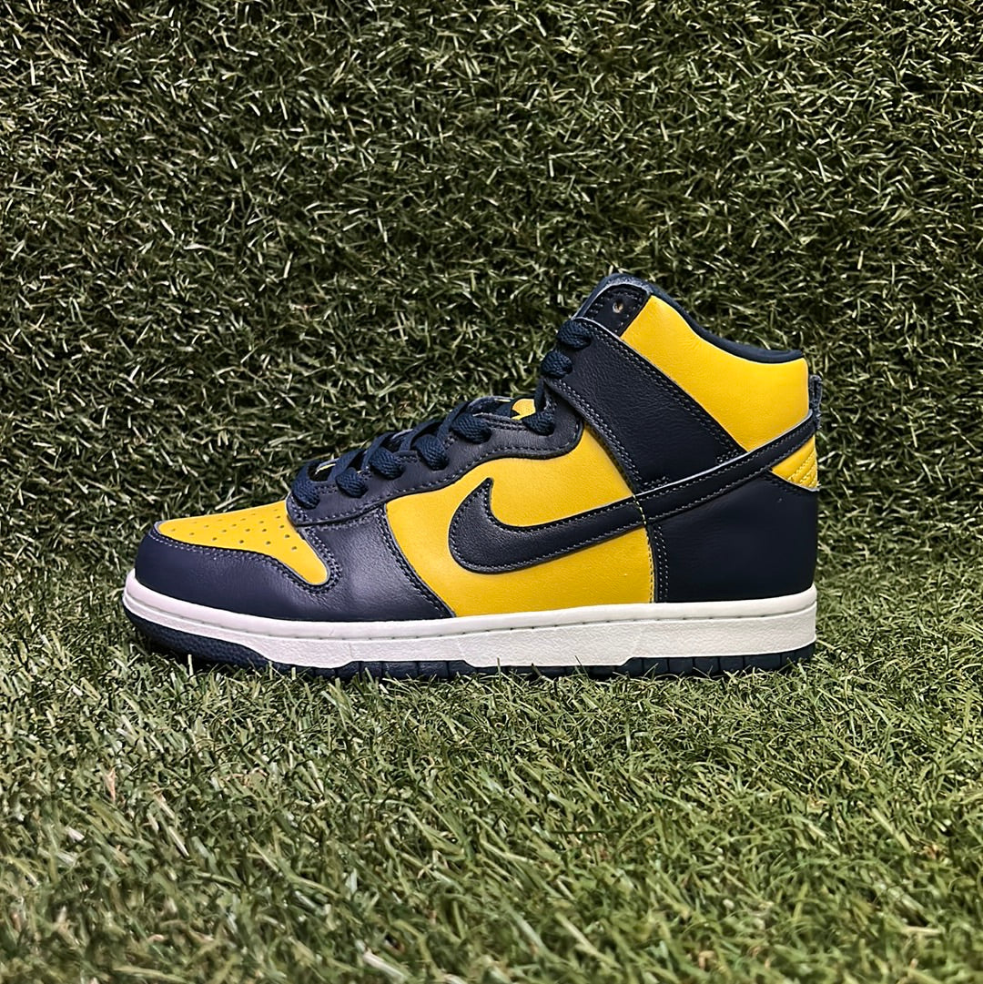 NIKE DUNK HIGH 'MICHIGAN'