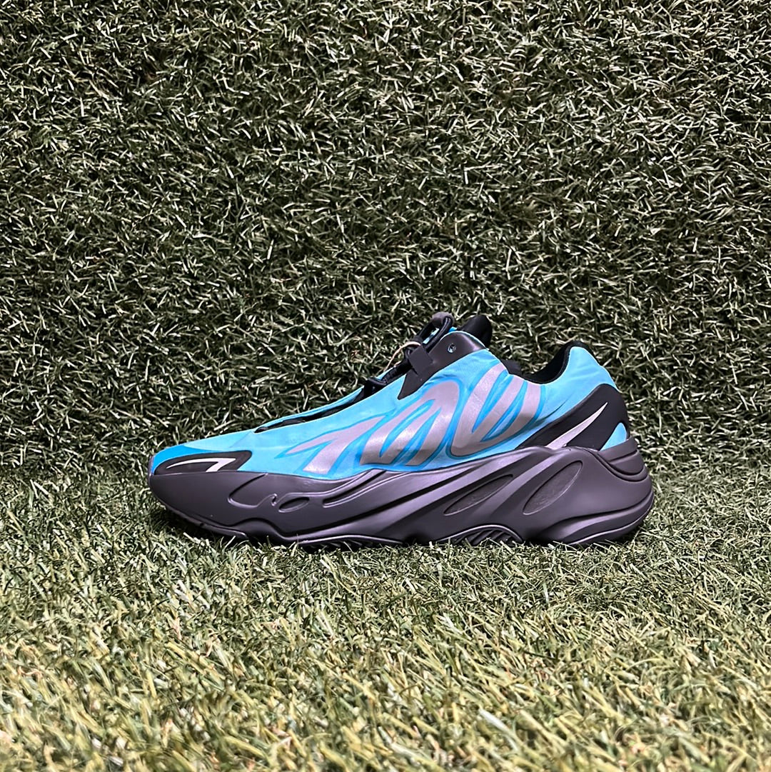 YEEZY 700 MNVN 'BRIGHT CYAN'